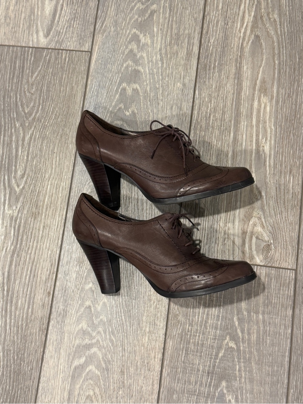 Connie Brown Leather Lace-Up Heeled Wingtip Oxford Brogue Pumps 11